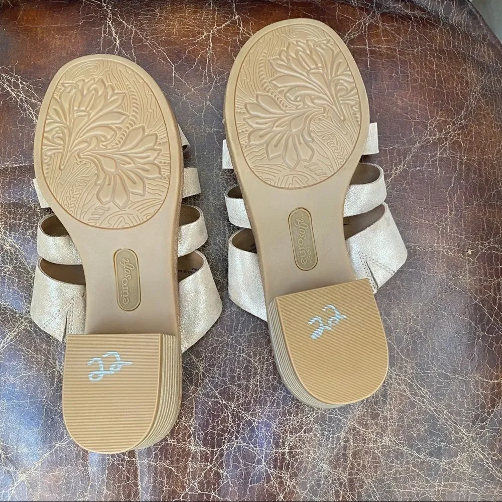 NWOB Euro By Sofft gold espadrille sandals 8 1/2 M